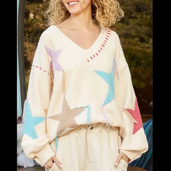 3735 Size Large Star Sweater, White with Color Stars with Tassels. - Picture 4 of 5